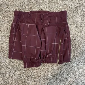 Albion Jetsetters in Burgundy Window